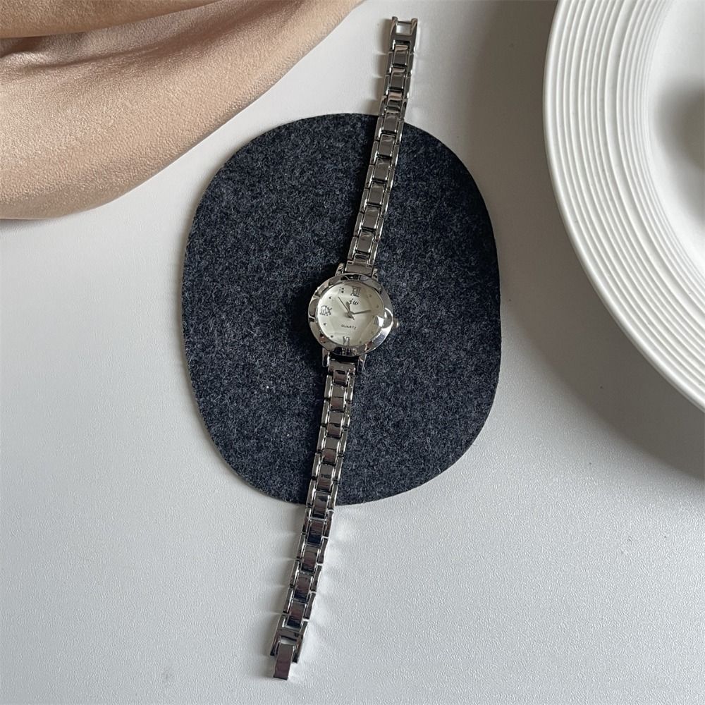 Classic Exquisite Golden Wrist - Smartwatch Vintage Watches For Women ulasan dan harga
